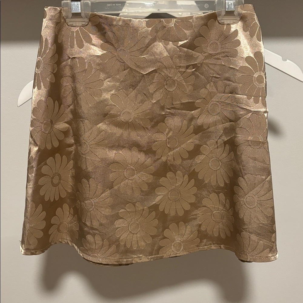 Princess Polly mini floral skirt.